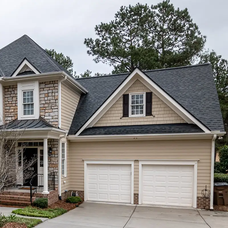 Soft washing in Palm Bay, Fl protect and clean your delicate vinyl siding.